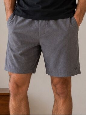 Mondetta Outdoor Project Men’s Gray Performance Shorts Size Medium Stretch